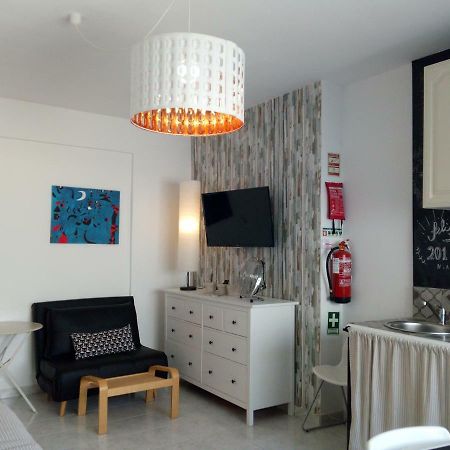 Ferienwohnung In Bed With Lisbon 8N Amadora Exterior foto