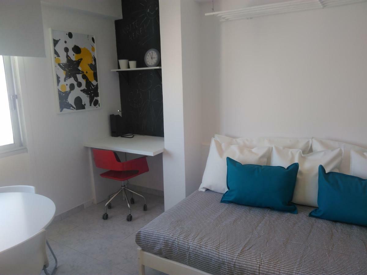 Ferienwohnung In Bed With Lisbon 8N Amadora Exterior foto